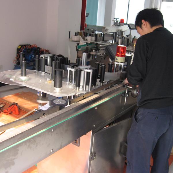 Etiquetadora automática Siemens PLC con separador de botellas para botellas de agua