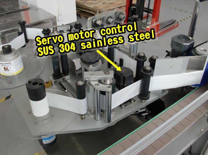 Etiquetadora automática de doble cara con tapa de 5 galones para adhesivo autoadhesivo