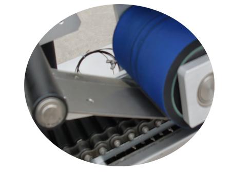 Etiqueta autoadhesiva de la etiqueta engomada de la tela de la colocación del rodillo de la máquina de etiquetado del tubo de papel 500