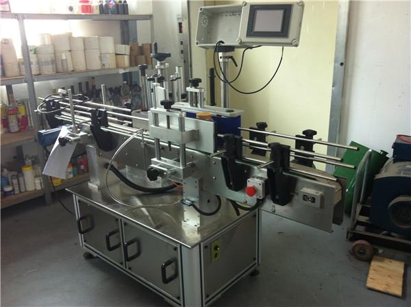 Aplicador de etiquetas adhesivas de velocidad mínima de 45 m / para botellas de agua cuadradas / redondas / planas