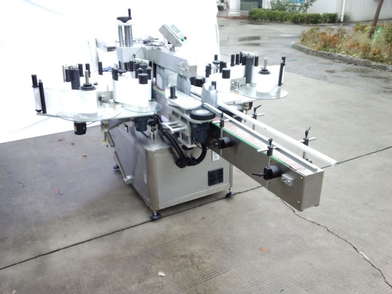 Aplicador de etiquetas adhesivas ovaladas de bolsas y botellas de China, máquina de impresión de etiquetas autoadhesivas con proveedor de transportador largo