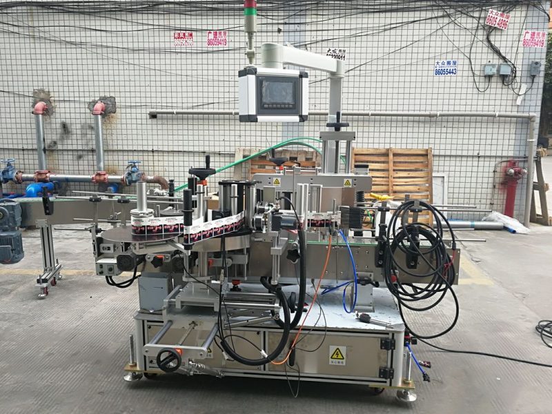 China Etiqueta automática de alta precisión de doble cara Máquina etiquetadora de botellas planas Proveedor de 2 m de largo