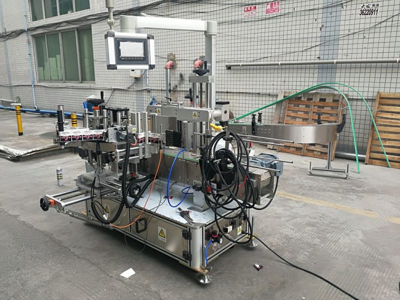 China Máquina de etiquetado de botellas de doble cara adhesiva automática completa con proveedor de codificador